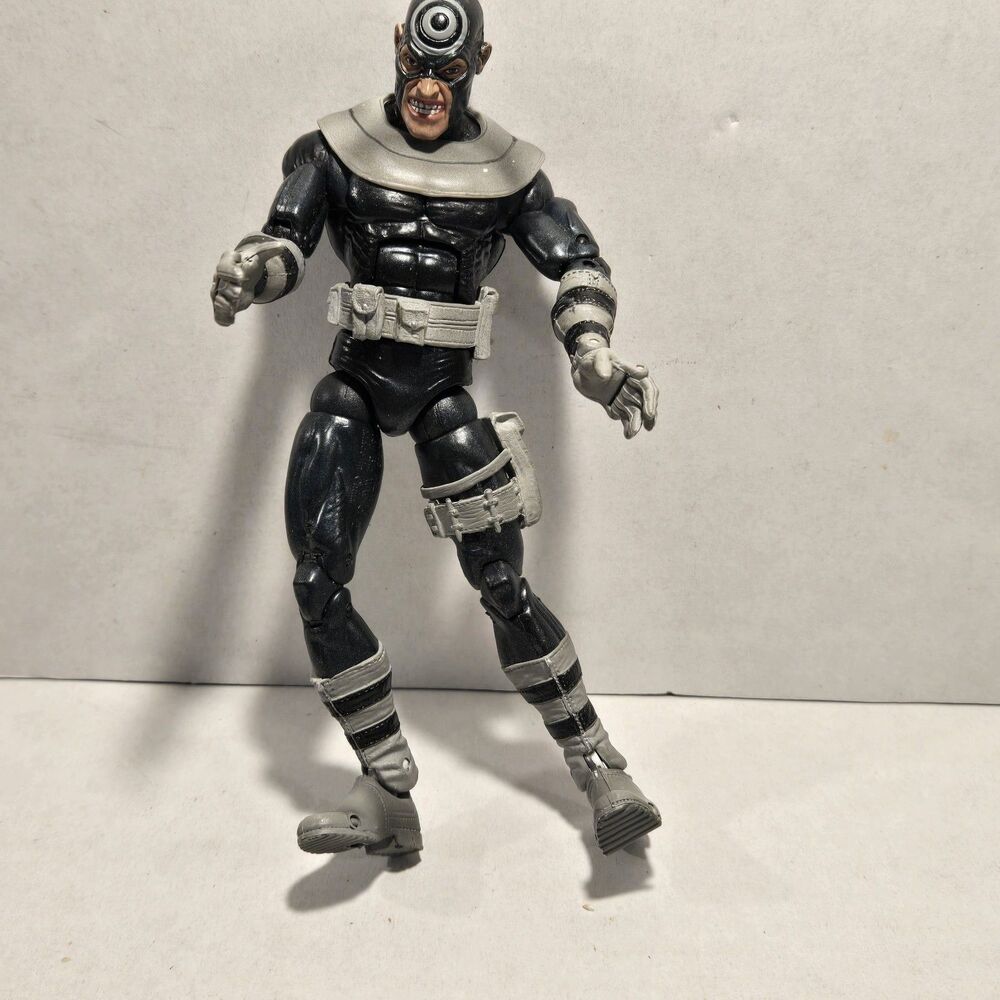 Marvel Legends Action Figure: Bullseye Angry Variant Toy Biz 6"